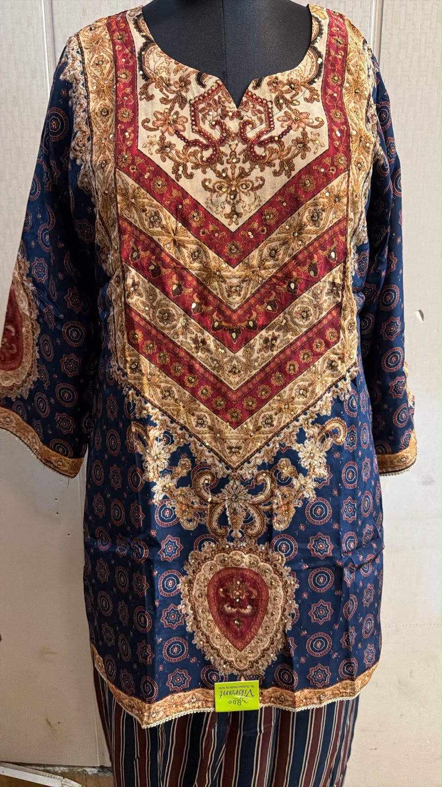Navy Blue Printed Embroidered Kurta Pant Set