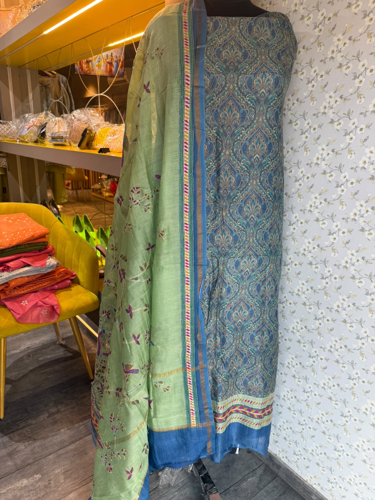 Maheshwari Suit Set with Thread Embroidery