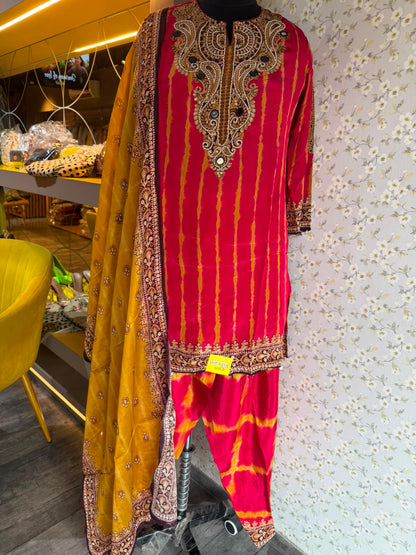 Farsi Salwar Set with Thread & Pearl Detailing