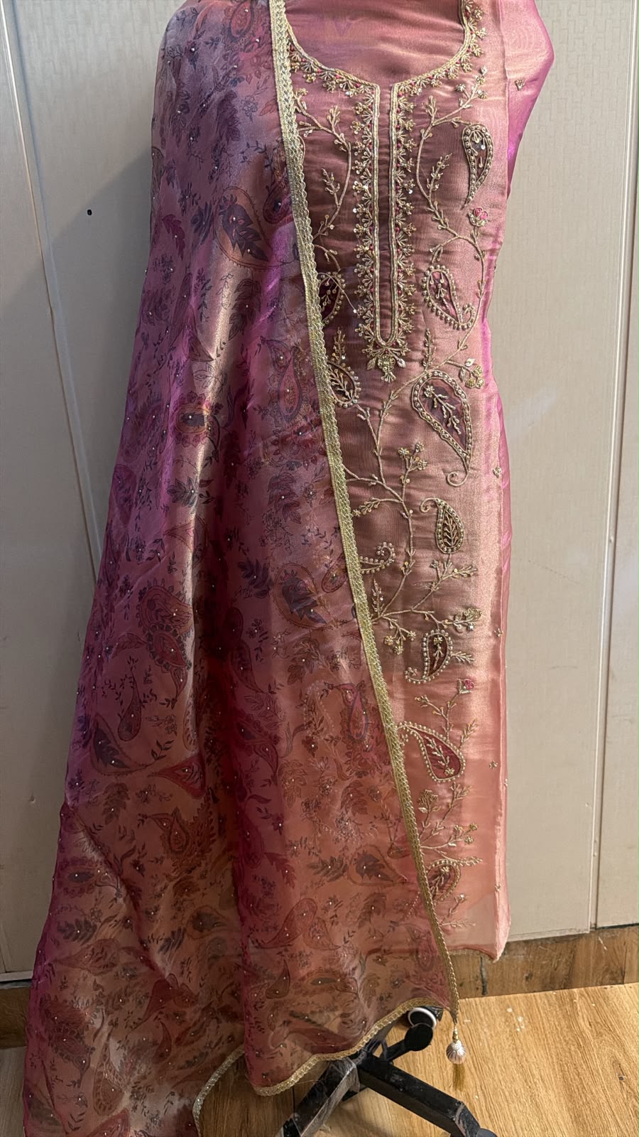 Mauve Pink Paisley Embroidered Kurta Pant Set with Dupatta